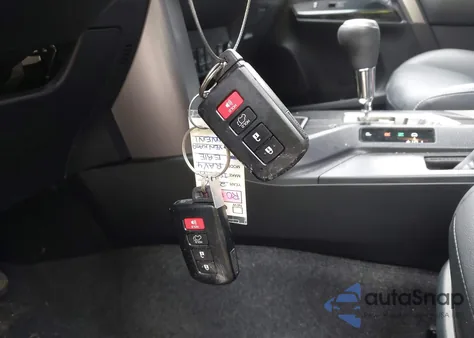 2017 Toyota Rav4 Hybrid Limited from USA, damaged, VIN JTMDJREV5HD060643